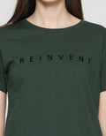Cardinal Reinvent Print Kaos Casual Wanita
