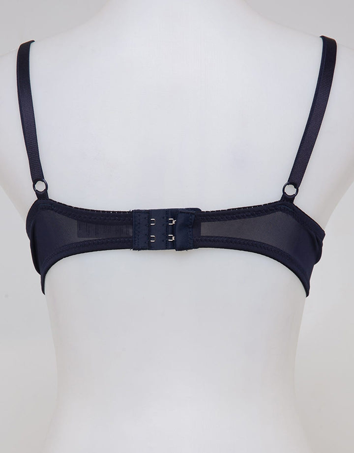 St. Yves Non Push Up Regular Bra Wire With Lace Simply