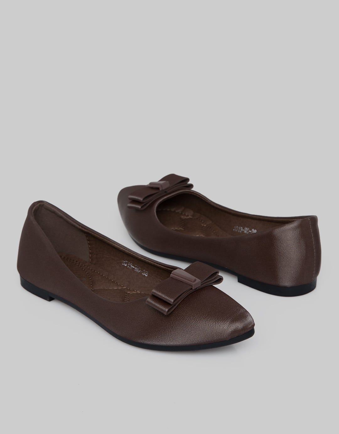 Laviola Flat Shoes Round Toe Wanita