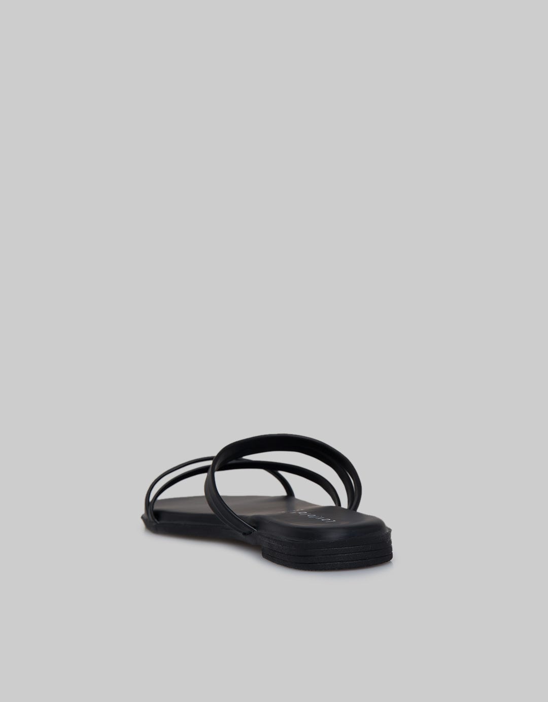 Laviola Multi Strap Sandal Flat Wanita