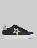 Details Sneakers Woman Star