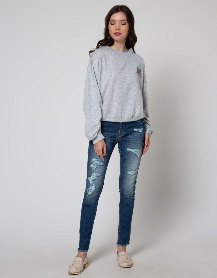 Details Sewn Embro Sweater Wanita