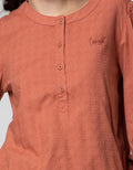 Expand Rebecca Blouse Wanita