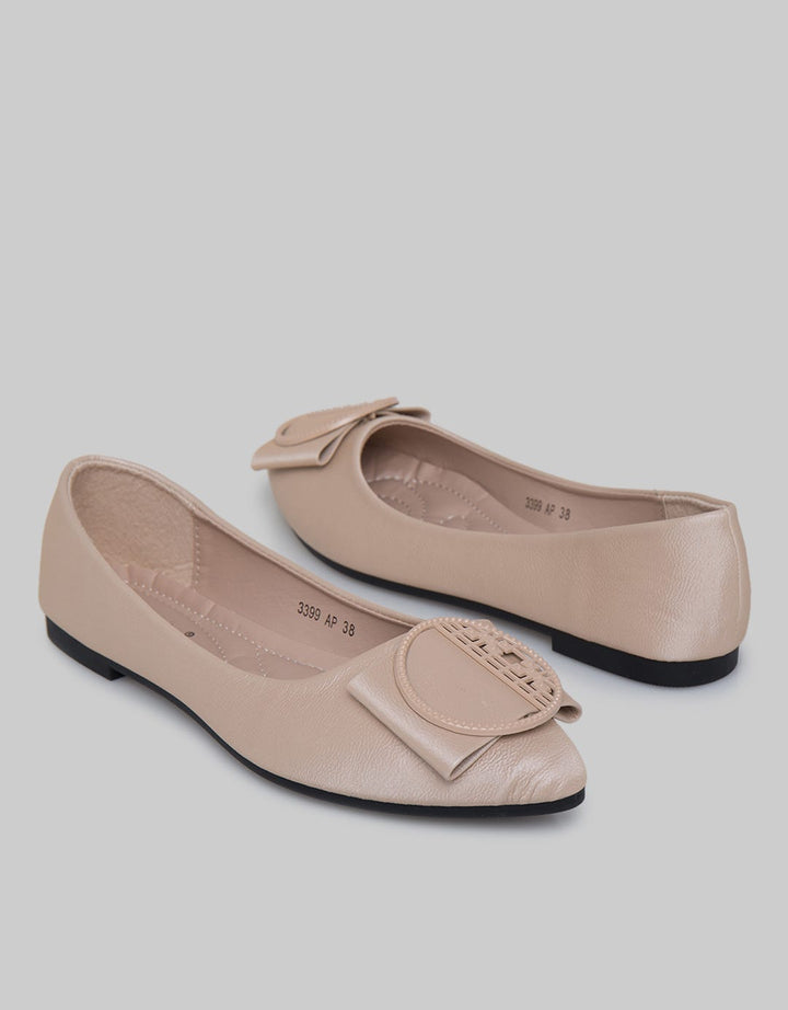 Laviola Round Ribbon Flat Shoes Wanita