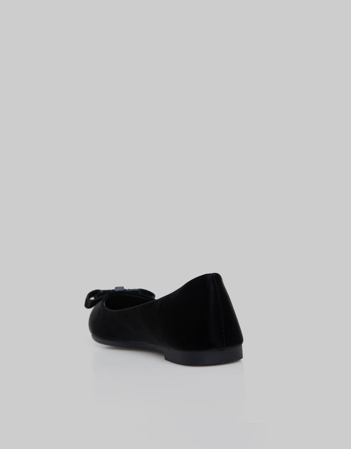 Laviola Ribbon Toe Sepatu Flat Wanita