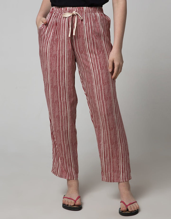 St. Yves Women Long Pants Stripe Grafika