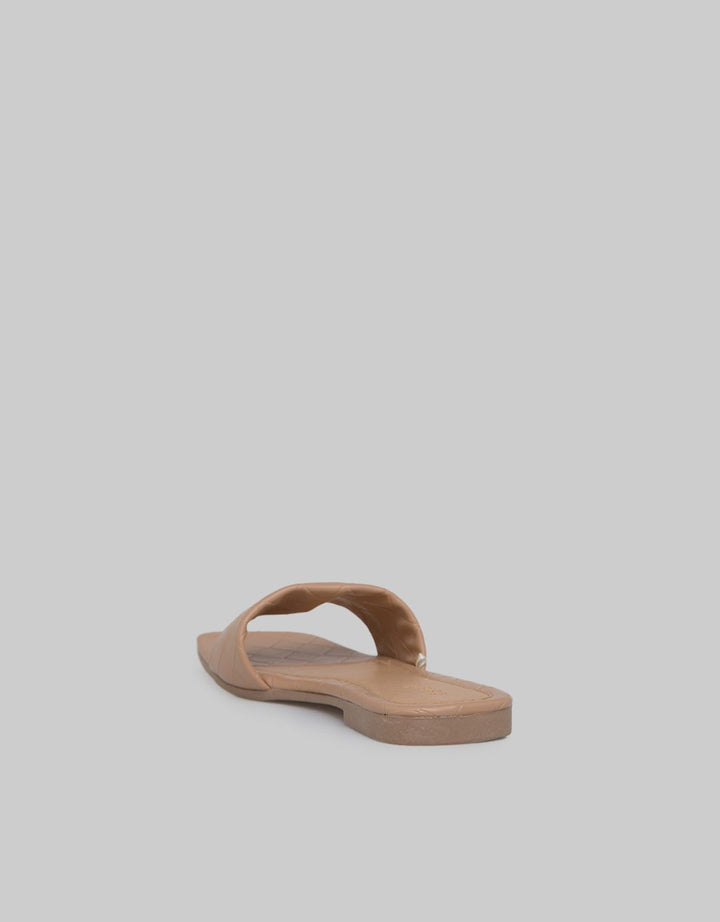 Details Quilt Big Strap Sandal Wanita