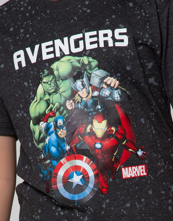 Marvel Short Sleeve T-Shirt Avenger Team 4 Heroes Splash