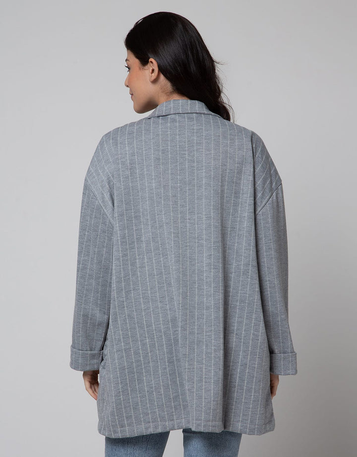 Details Folded Cuff Blazer Wanita