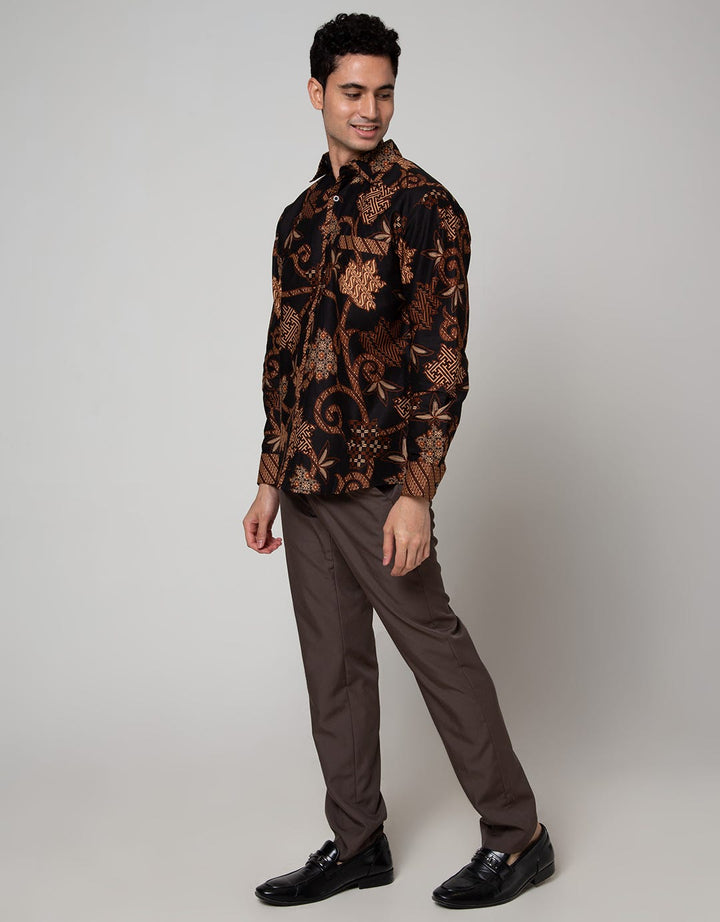 Adikusuma Batik Shirt with Leaf Filling