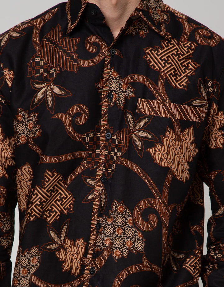 Adikusuma Batik Shirt with Leaf Filling