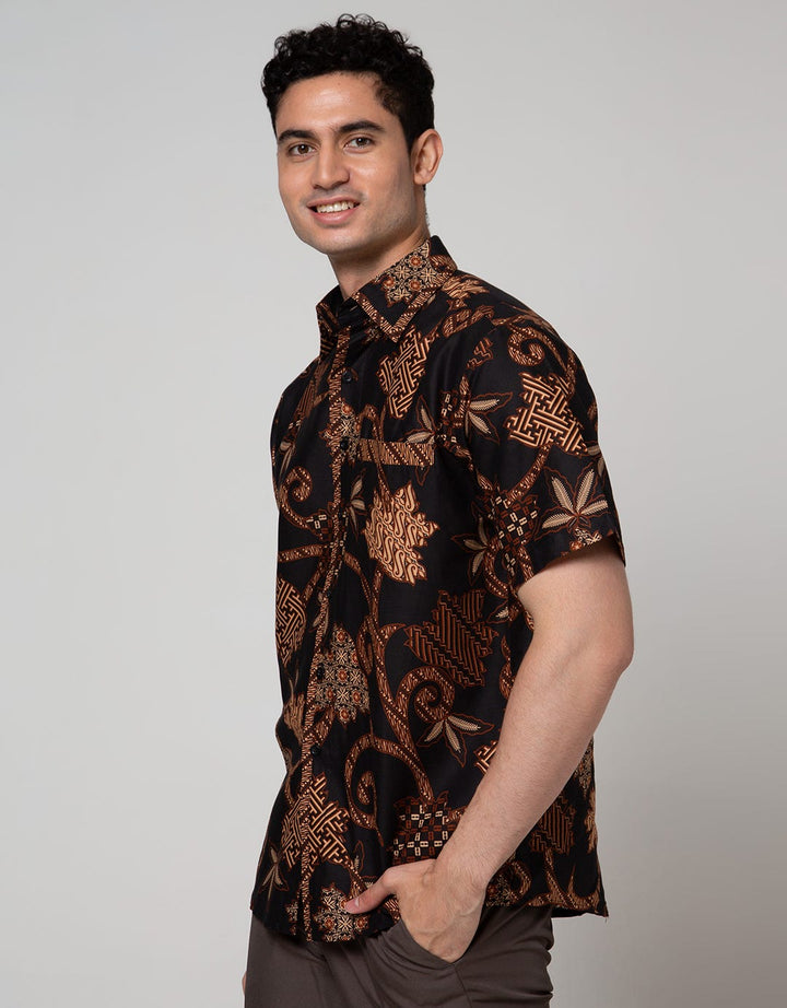 Adikusuma Batik Shirt Short Sleeve Leaf Filled