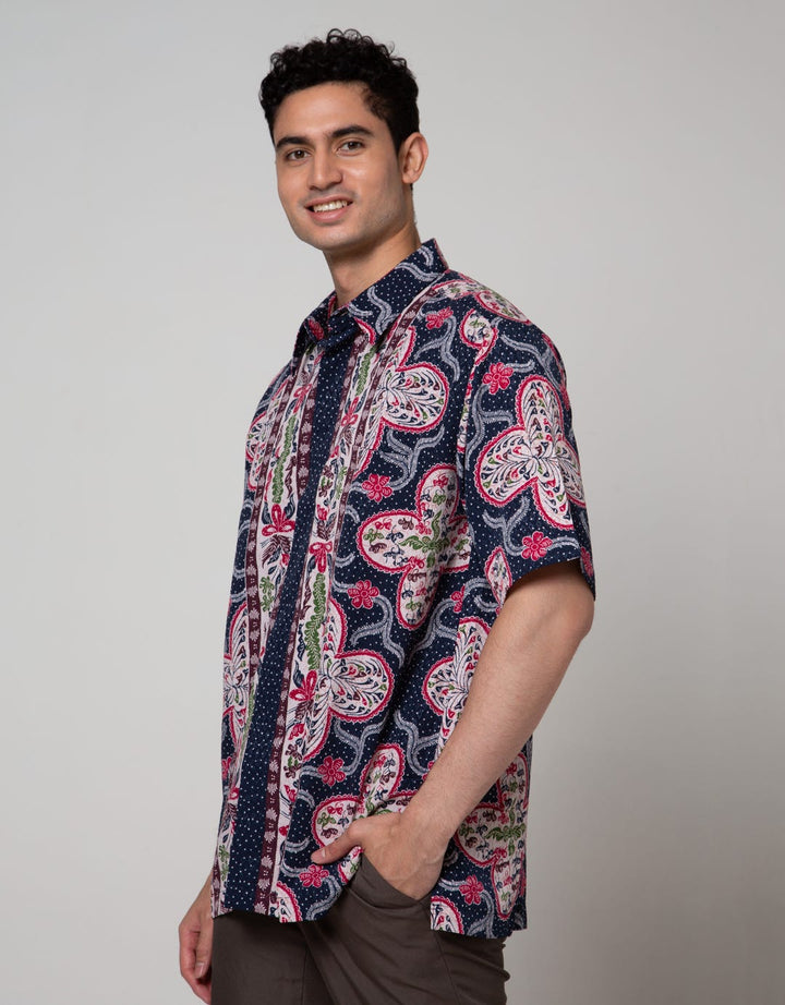 Arjuna Weda Kemeja Batik Kembang Semanggi