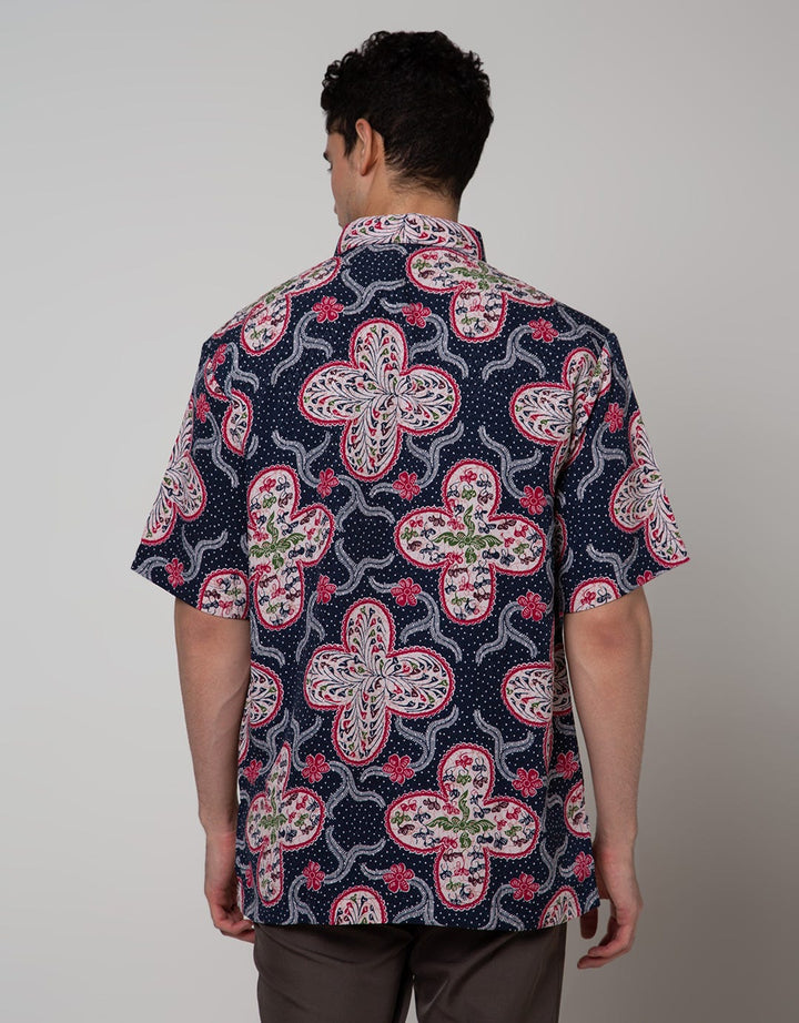 Arjuna Weda Kemeja Batik Kembang Semanggi