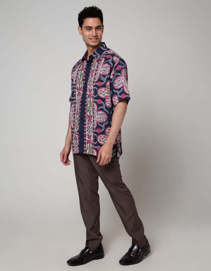 Arjuna Weda Kemeja Batik Kembang Semanggi