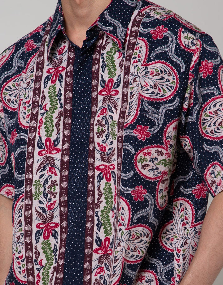 Arjuna Weda Kemeja Batik Kembang Semanggi
