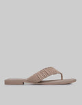 St. Yves Wrinkled Women's Flip Flops