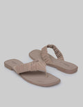 St. Yves Wrinkled Women's Flip Flops