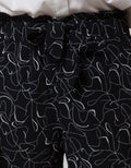Connexion Abstract Print Celana Pendek Wanita