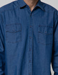 Cole Denim Sichk Long Kemeja Pria