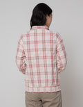 Triset Ladies Plaid Wrinkle Blouse Wanita