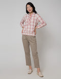 Triset Ladies Plaid Wrinkle Blouse Wanita