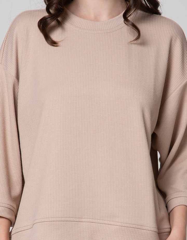 Triset Ladies Simple Knit Wear