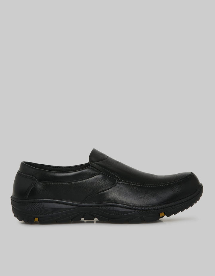 Cole Bono Sepatu Slip on Pria