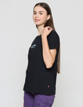 Cardinal Friyay Print Kaos Casual Wanita
