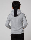 Marvel Sweater Avenger Logo Tengah