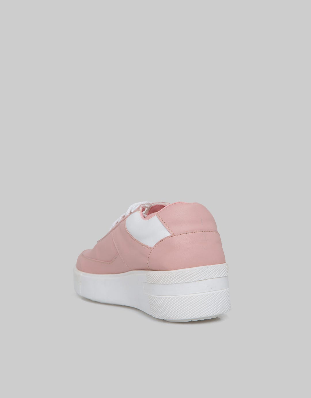 Yongki Komaladi Olhto Sepatu Wanita