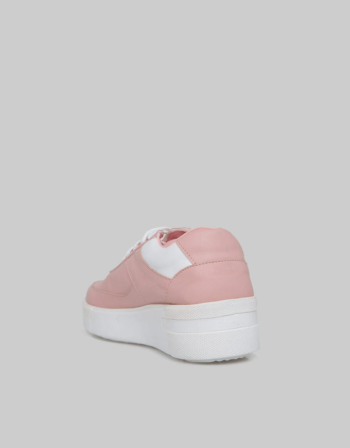 Yongki Komaladi Olhto Sepatu Wanita