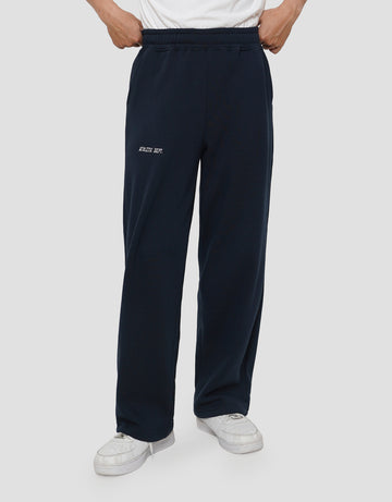 AOS THE JOCKS VARSITY ESSENTIALS CELANA PRIA
