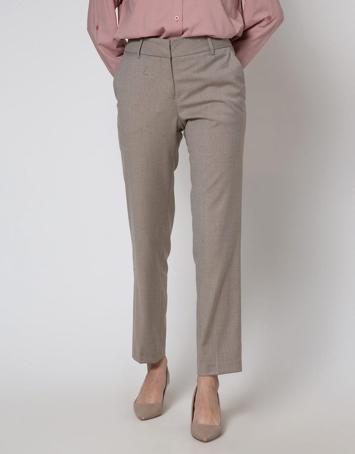 Cardinal Femme Celana Straightcut