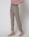 Cardinal Femme Celana Straightcut