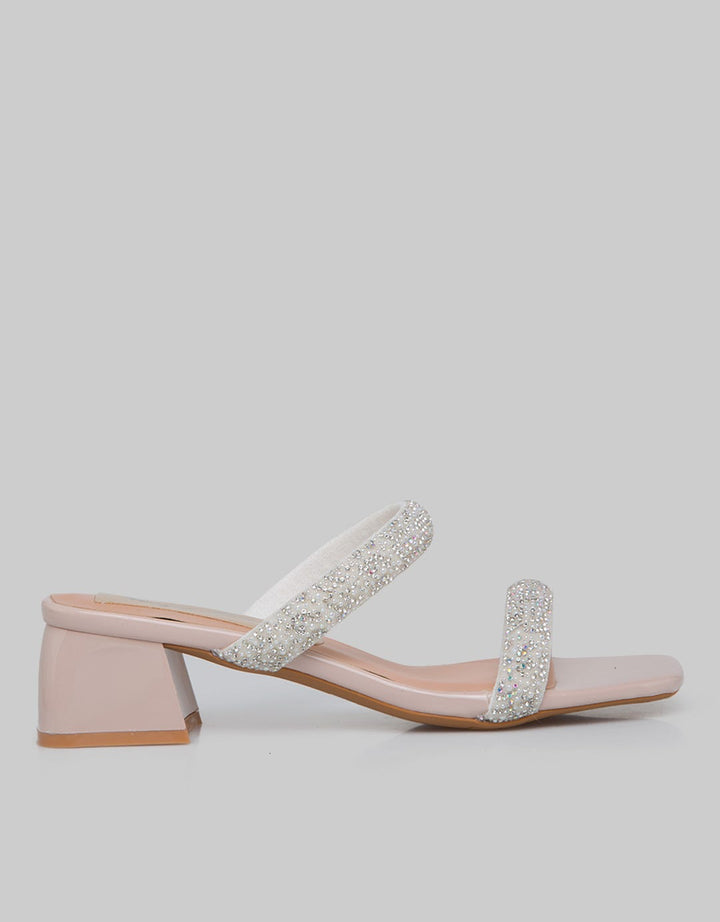 Yongki Komaladi Wekkend Sandal Heels Wanita