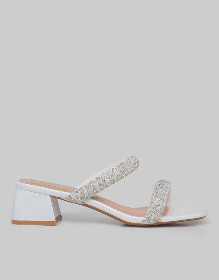 Yongki Komaladi Wekkend Sandal Heels Wanita