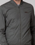 Cardinal Casual Jaket Bomber Pria