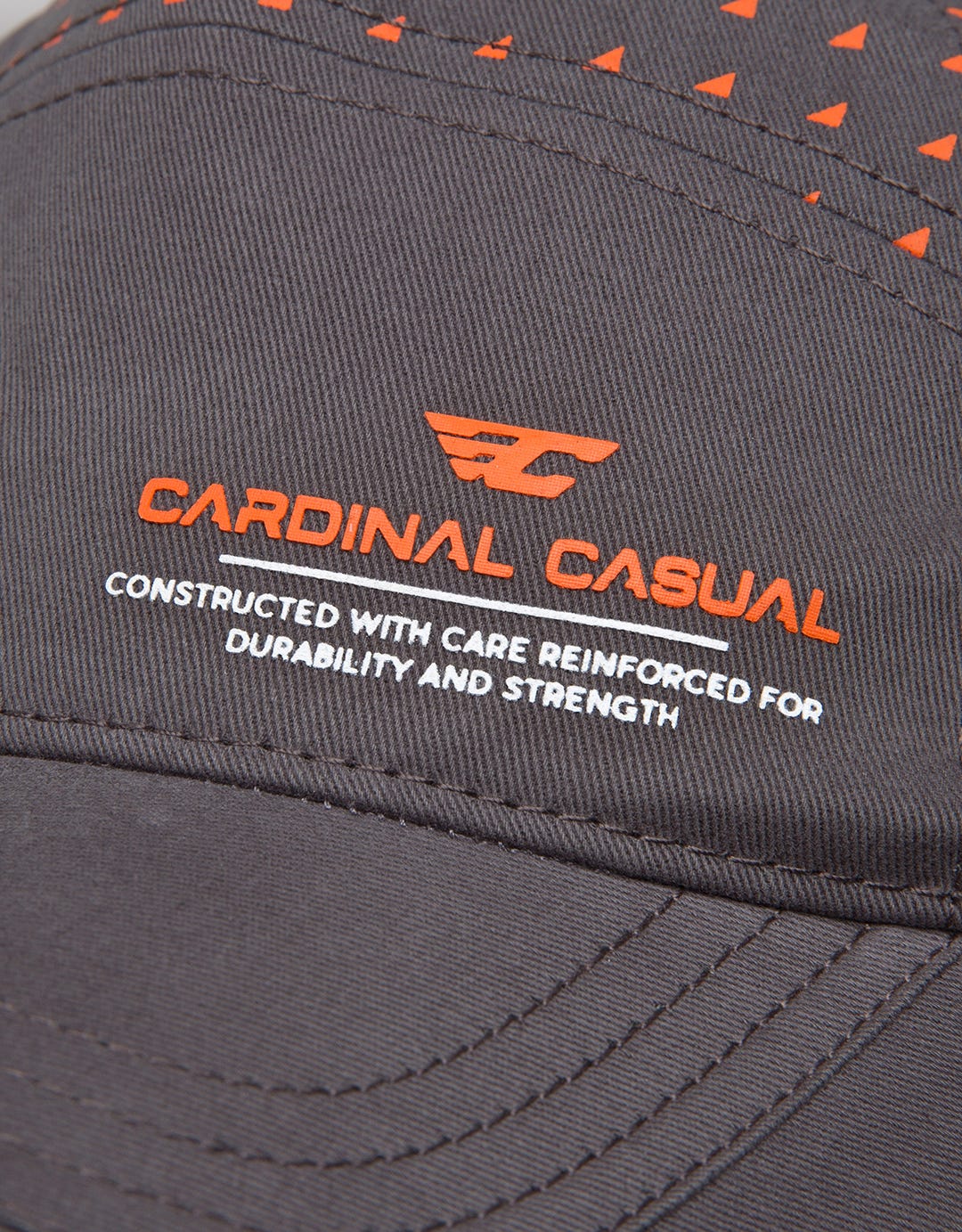 Cardinal Triangel Print  Kasual Topi