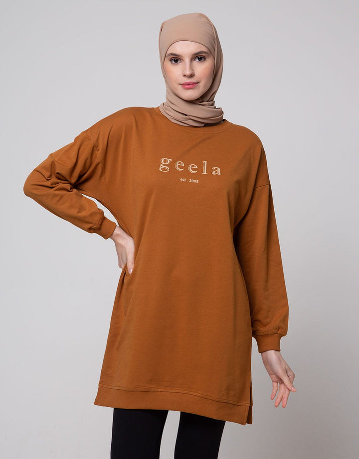 Geela Falsha Long Women's T-shirt