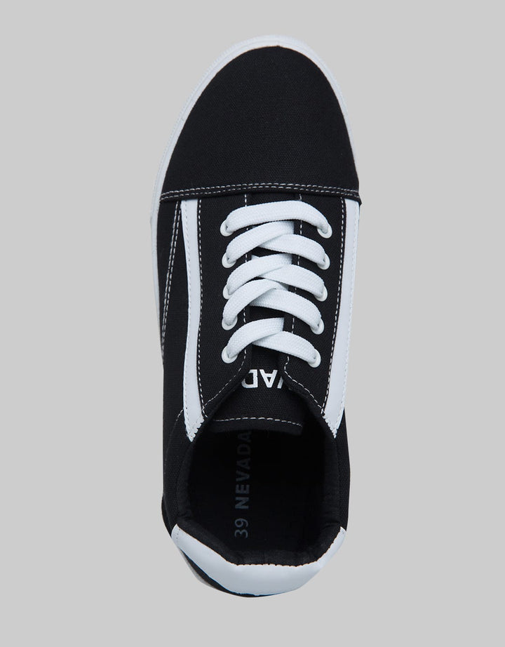 Nevada Casual Classic Sneakers Pria