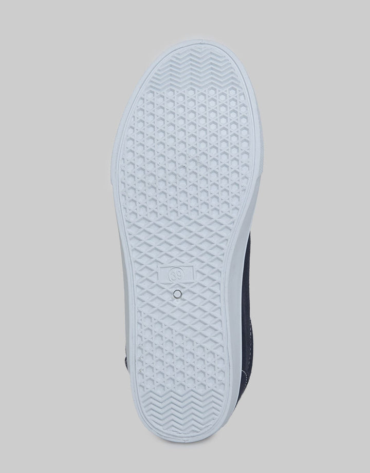Nevada Casual Classic Sneakers Pria