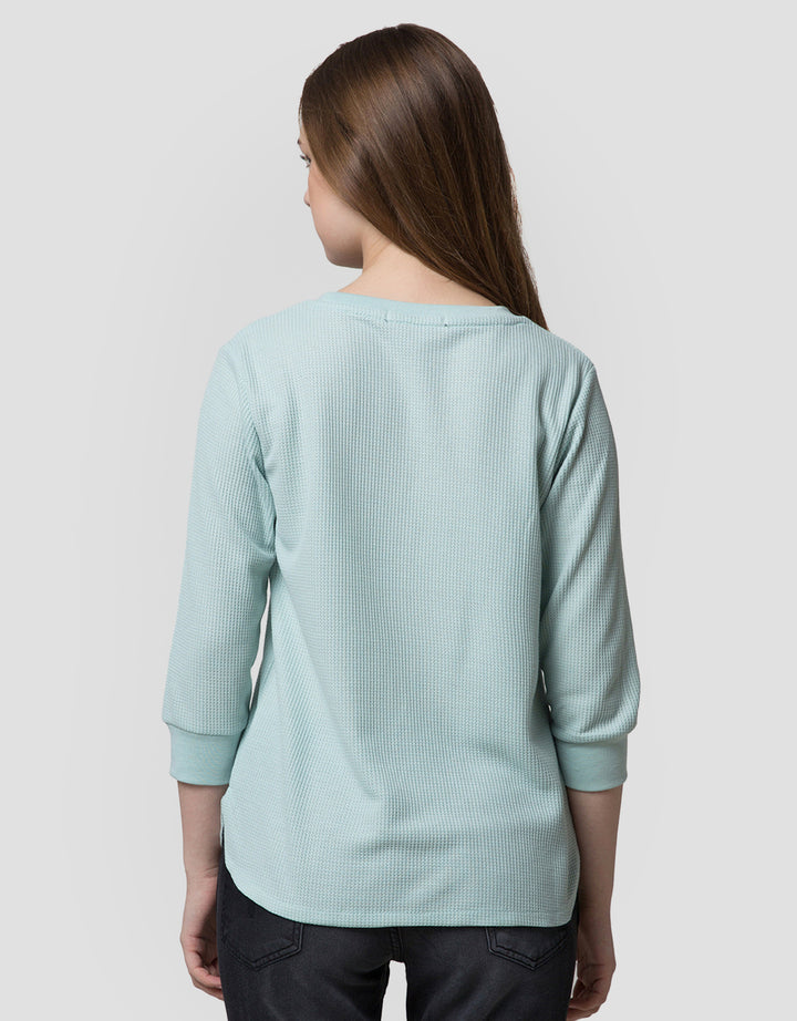 Connexion Waffle Plain Kaos Wanita