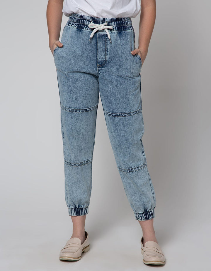 Nevada Balon Cut Sewn Celana Jogger Denim