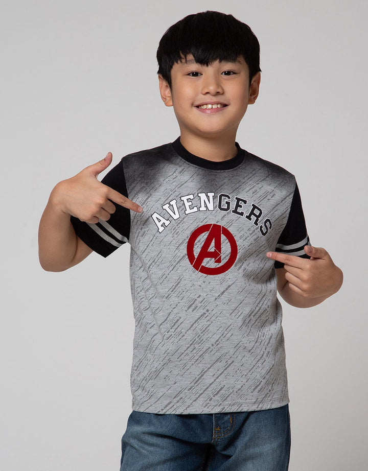 Marvel Short Sleeve T-Shirt Avenger Print Diagonal Stripe