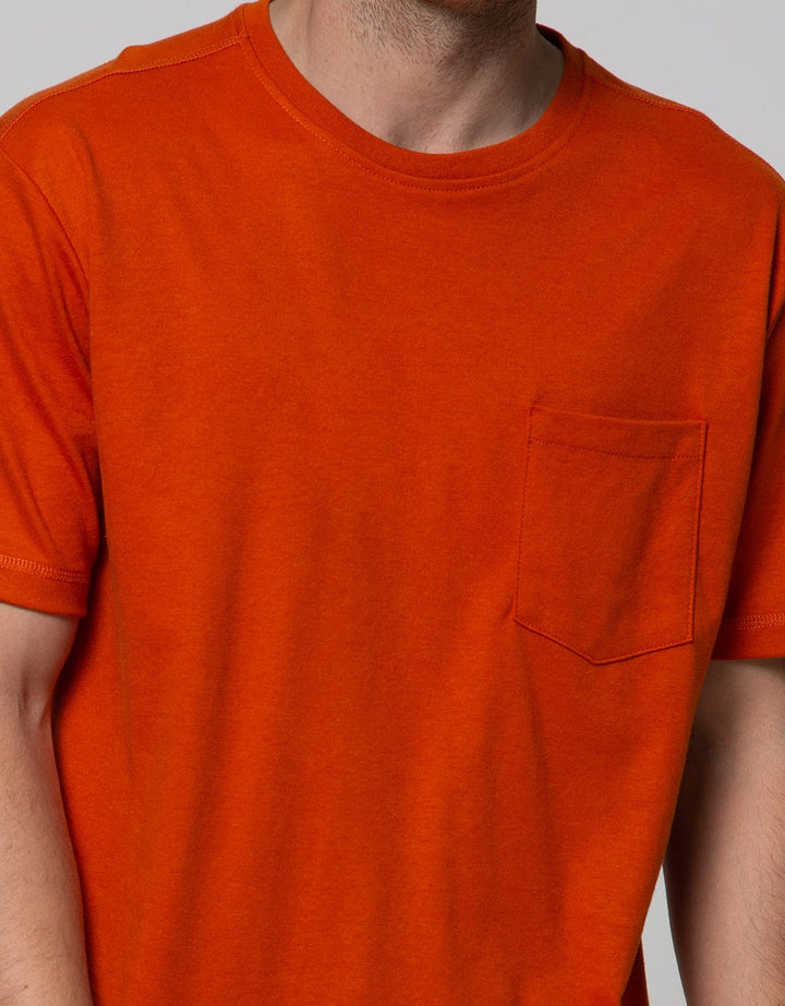 Cole Basic Tee Kaos Kasual Pria