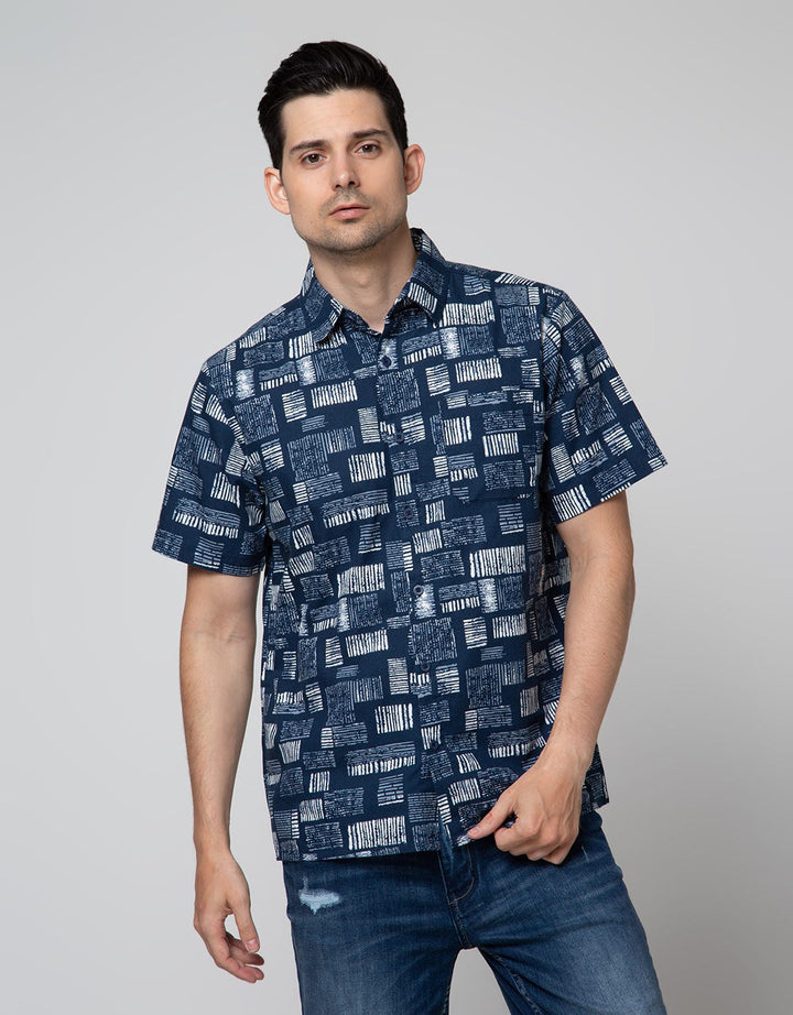 Nevada Kinstone Kemeja Casual Pria