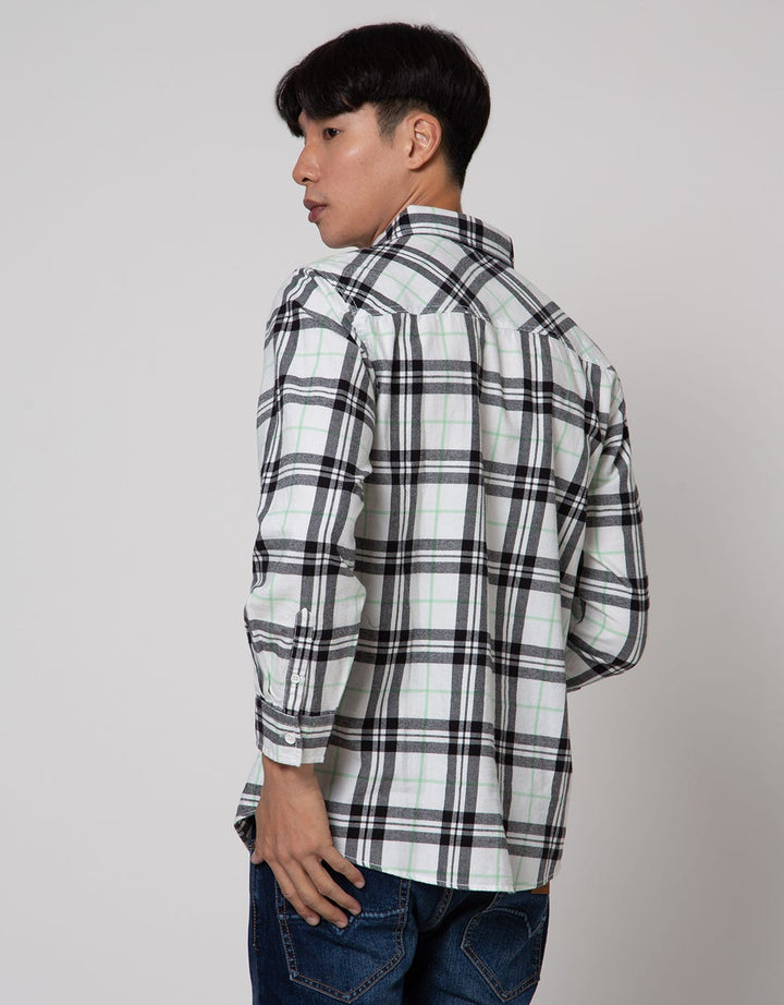 Nevada Checked Flannel Kemeja Pria