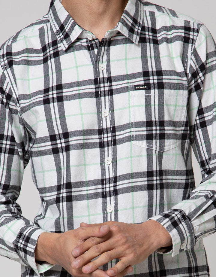 Nevada Checked Flannel Kemeja Pria