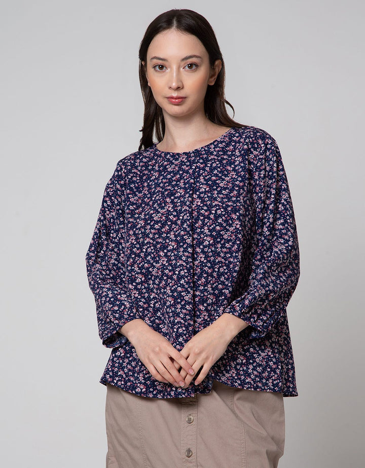 St. Yves Blouse Yoryu Wanita